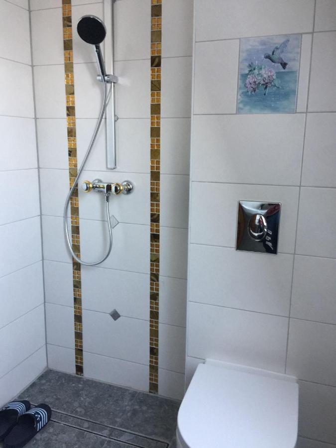 Zimmervermietung Abir Dresden Bagian luar foto